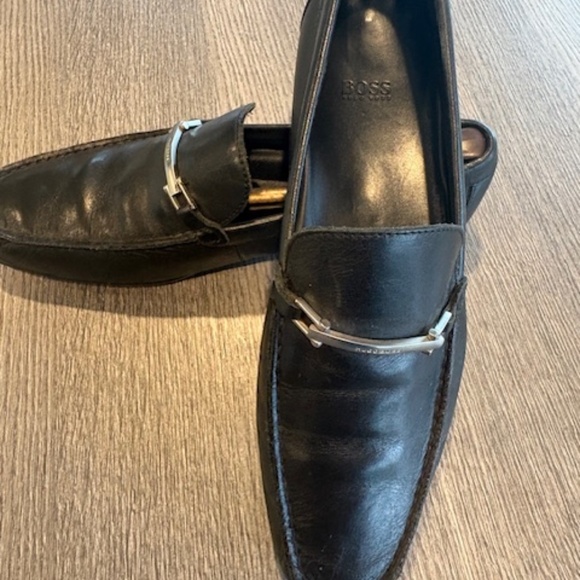 Men's Shoes - Hugo Boss - 9M - $70 with free shoe trees - Picture 4 of 4